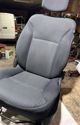 Asiento conductor  citan