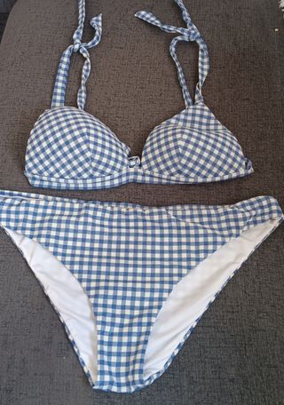 Bikini Calzedonia Cobey azul y blanco