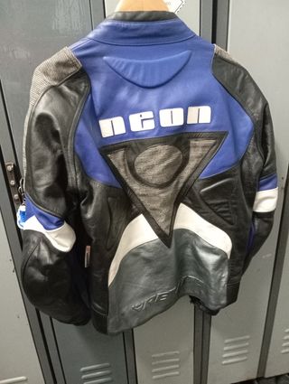 Chaqueta moto cuero Revit 54