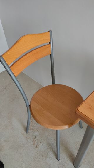 Mesa cocina + 2 sillas: madera metal