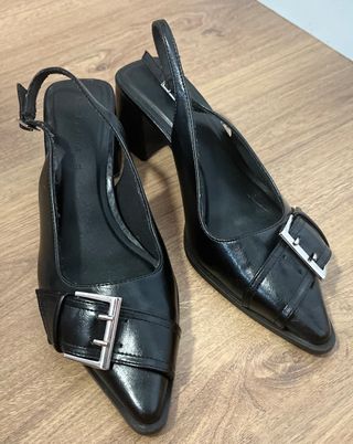 Sandalias Stradivarius negras tacón bajo 38