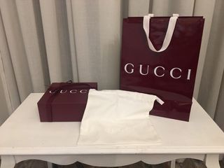 Set Gucci: scatola, busta e dust bag