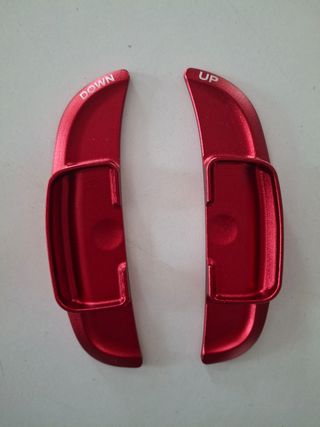 Levas cambio Mercedes-Benz rojas