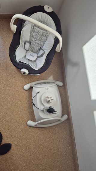 Hamaca Bebé Joie - mecedora