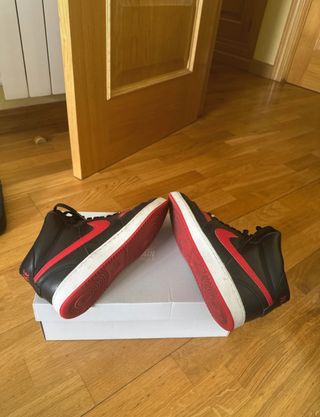 Zapatillas Nike Court Vision altas - rojas y negra