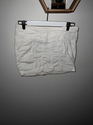 Minifalda blanca Bershka