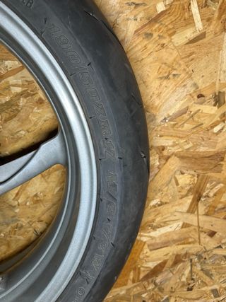 Llanta trasera Benelli TNT 1130 ✅♻️