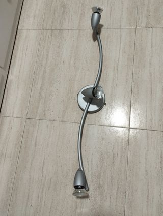 Lampara metalica 3 focos plateado.