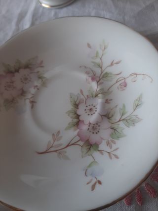 Tazzina e piattino Winchester, fiori