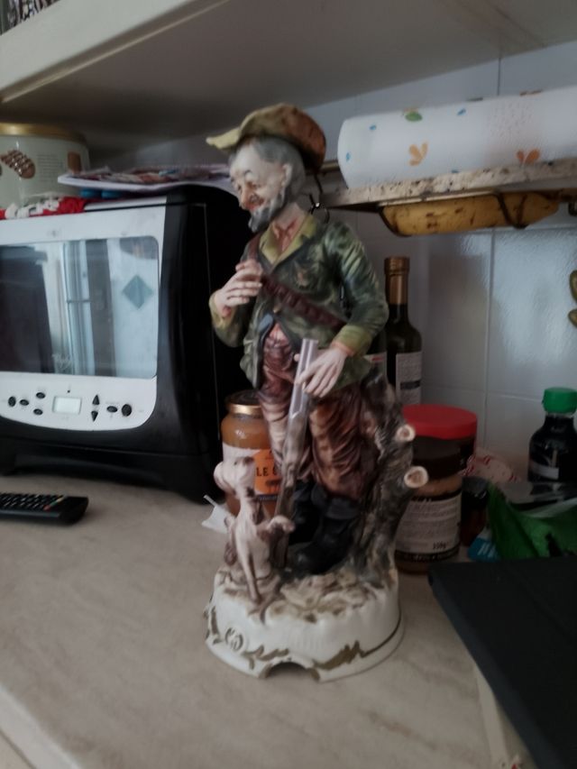 Statua Capodimonte Cacciatore