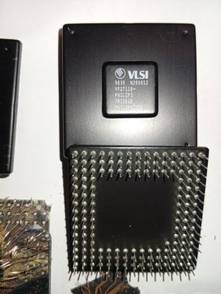 Lote de 30 procesadores VLSI