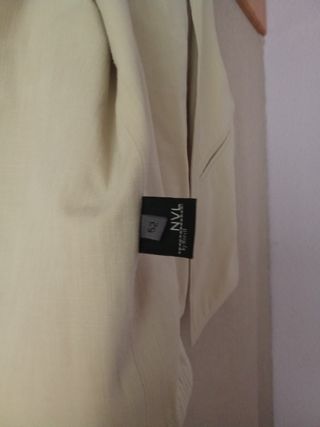 Chaleco beige
