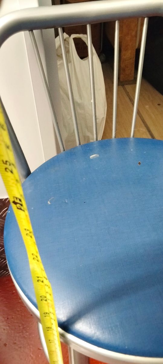 2 Banquetas bajas cocina