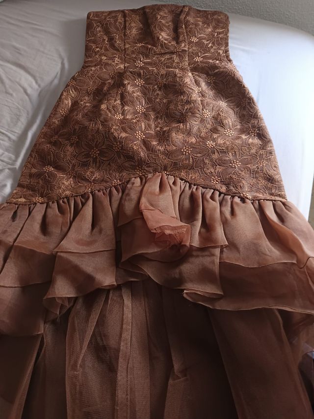 Vestido fiesta marrón