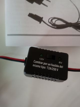 Cargador inteligente baterías coche moto hasta 70A