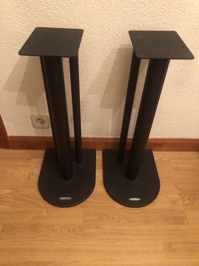 Soportes Atacama altavoces