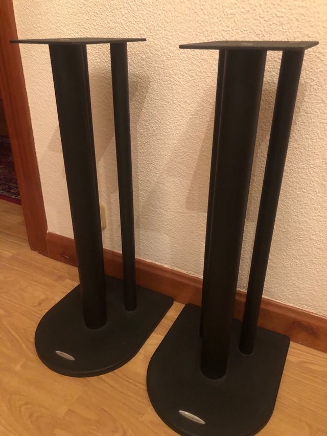 Soportes Atacama altavoces