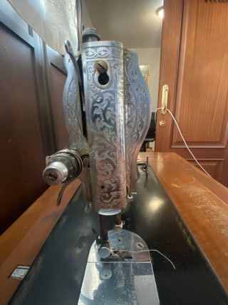 Máquina Coser Alfa Antigua