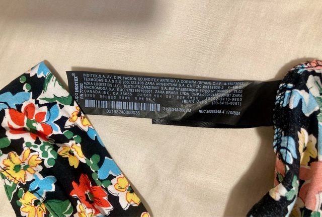 Vestido Zara midi floral