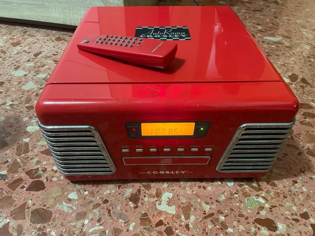 Radio Crosley roja - AutoRama