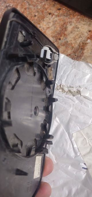 Cristal  espejo exterior izquierdo 
BMW E60,.