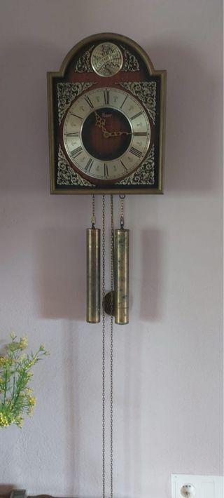 Reloj antiguo de pared