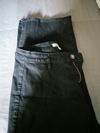 Pantalones vaqueros negros