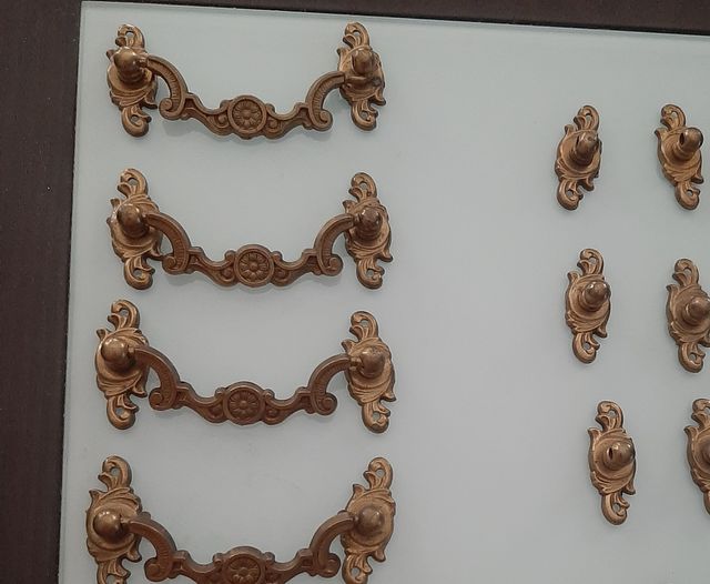 Lote  tiradores bronce antiguos