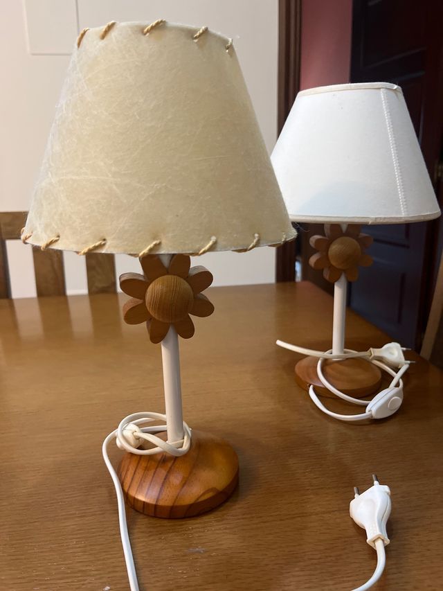 2 Lámparas mesilla infantiles