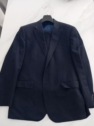 Traje azul marino caballero