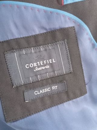 Traje azul marino caballero