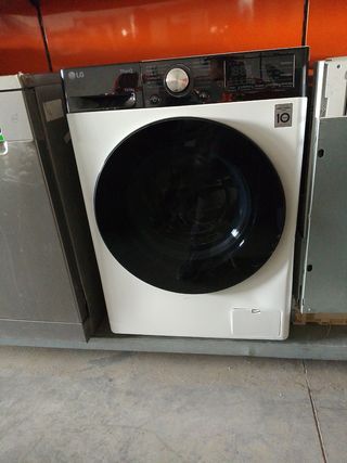 Lavadora-Secadora LG ThinQ 10kg