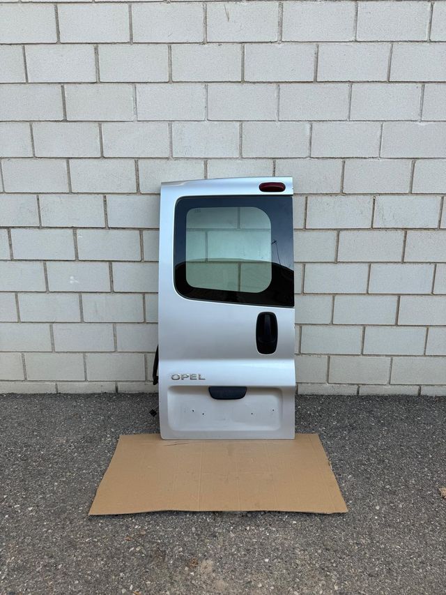 PUERTA TRASERA IZQUIERDA OPEL VIVARO