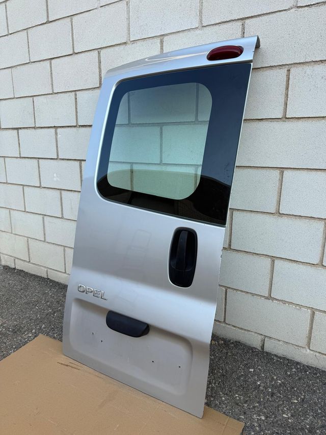 PUERTA TRASERA IZQUIERDA OPEL VIVARO