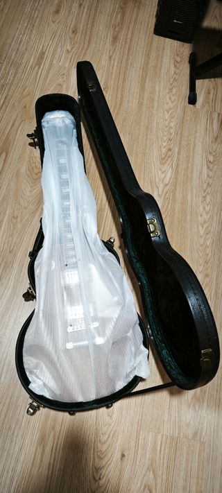 Guitarra eléctrica TOKAI Les Paul nueva a estrenar