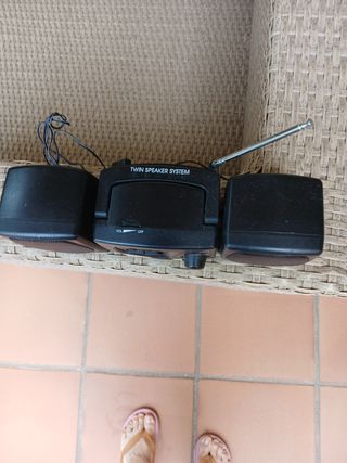 Radio Portátil - Altavoces