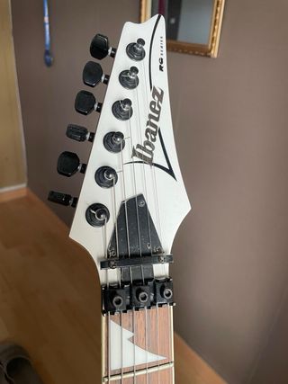 Guitarra eléctrica Ibanez RG350DX + funda+ cable