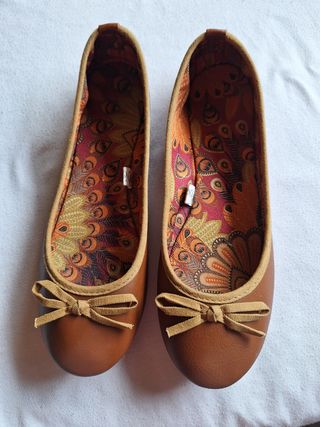 Manoletinas marrones  talla 40