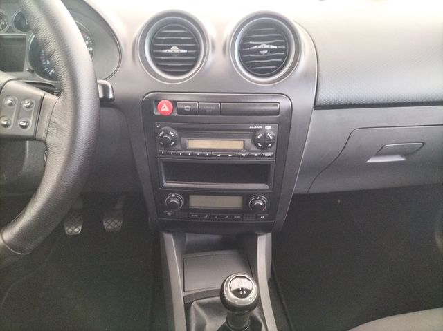 SEAT IBIZA 1.4 85 HIT 5P