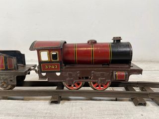 Tren de juguete de hojalata alemán vintage 1930