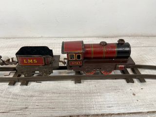 Tren de juguete de hojalata alemán vintage 1930