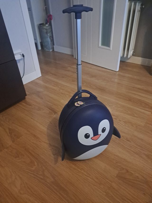 Maleta infantil pingüino con ruedas