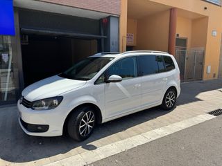 Volkswagen Touran 2012