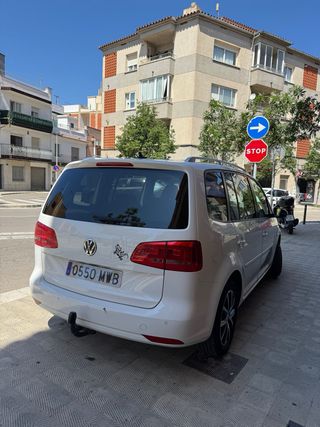 Volkswagen Touran 2012