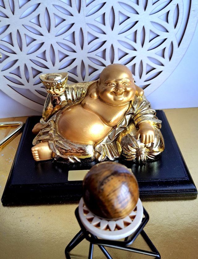 Ojo de Tigre
Esfera dl Maravilloso Cuarzo OjoTigre