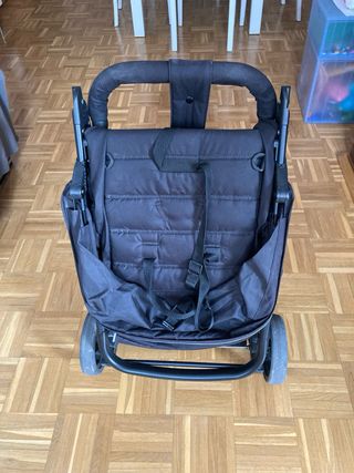 Carrito Hauck plegable viaje bebé. 