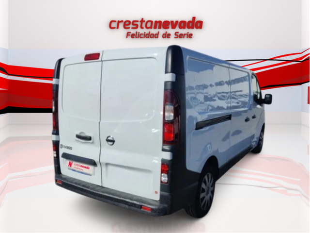 Nissan NV300 2021
