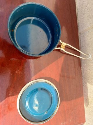 Fiambrera metálica vintage azul