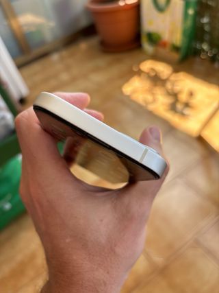 iPhone 13 blanco 128gb.