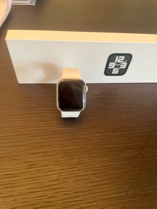 apple watch SE 40mm silver